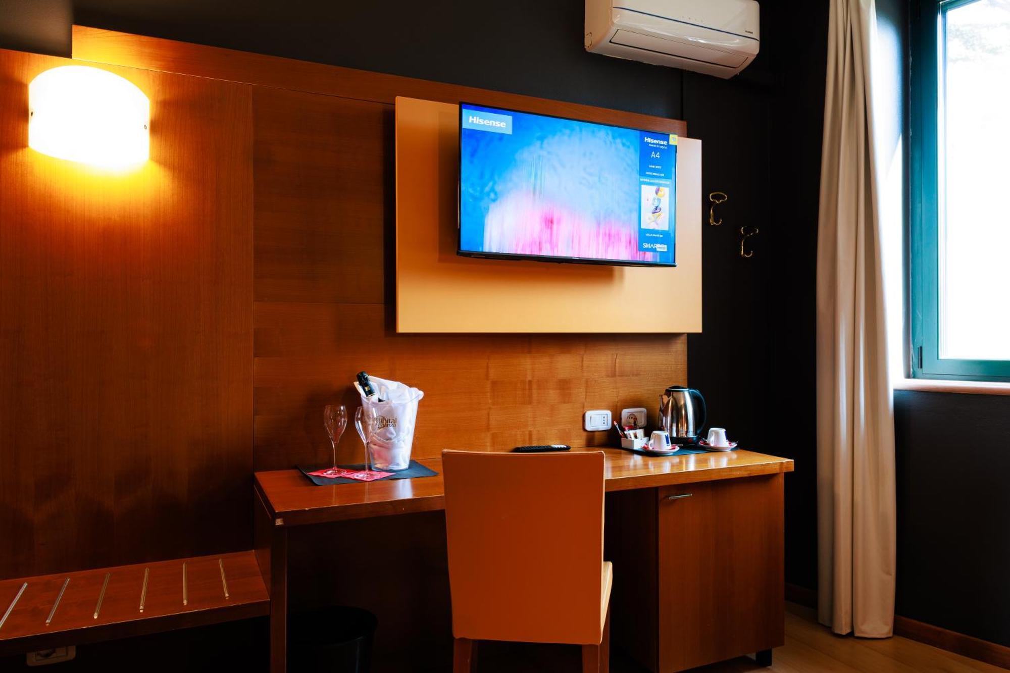 Hotel Villa Delle Rose - Malpensa Оледжо Екстериор снимка